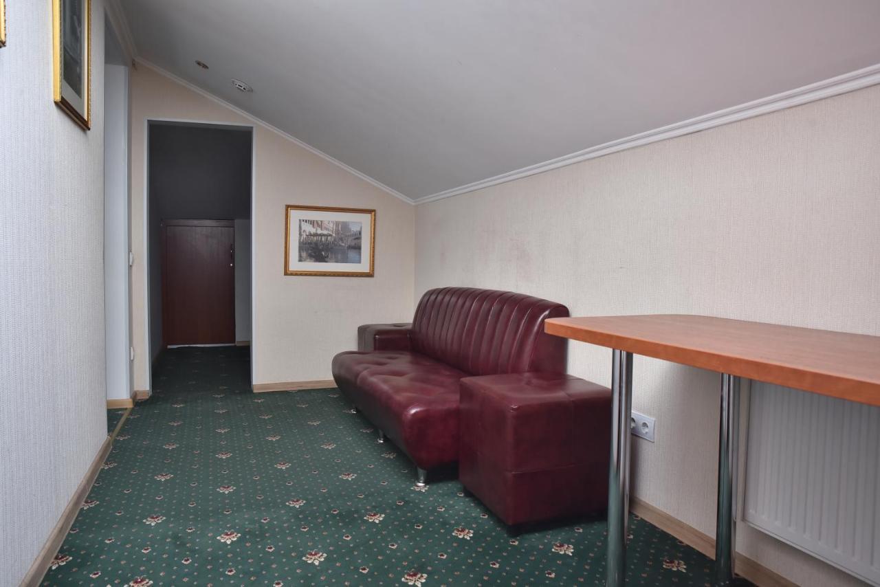 Chambre Triple avec Salle de Bains Privative