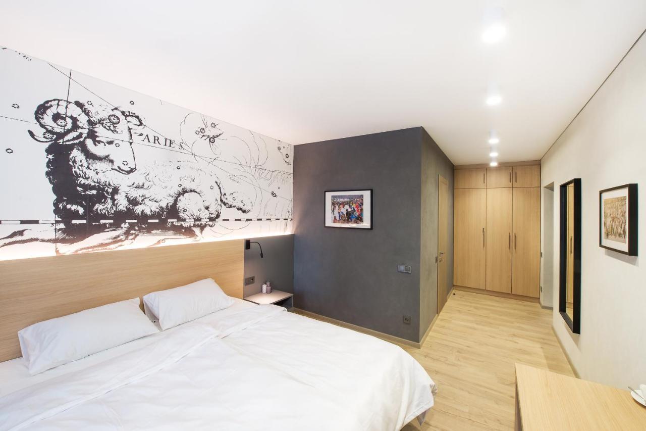 Double or Twin Room Shower