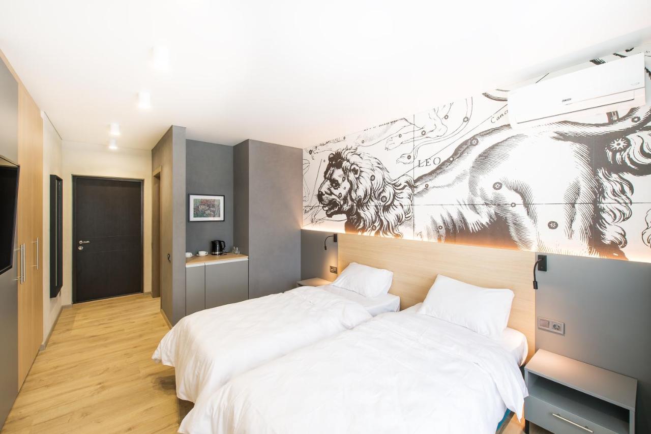 Double or Twin Room Shower