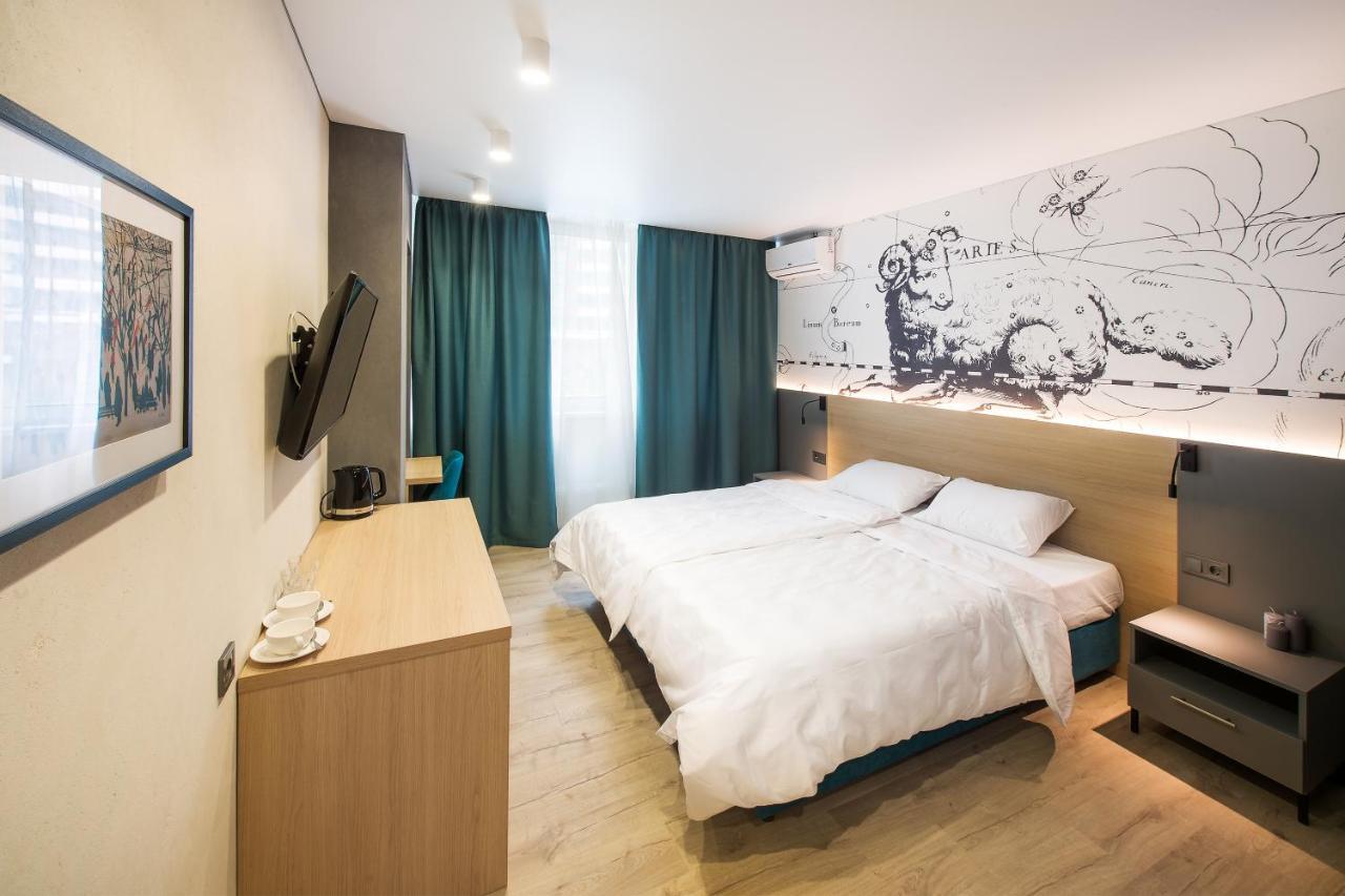 Double or Twin Room Shower
