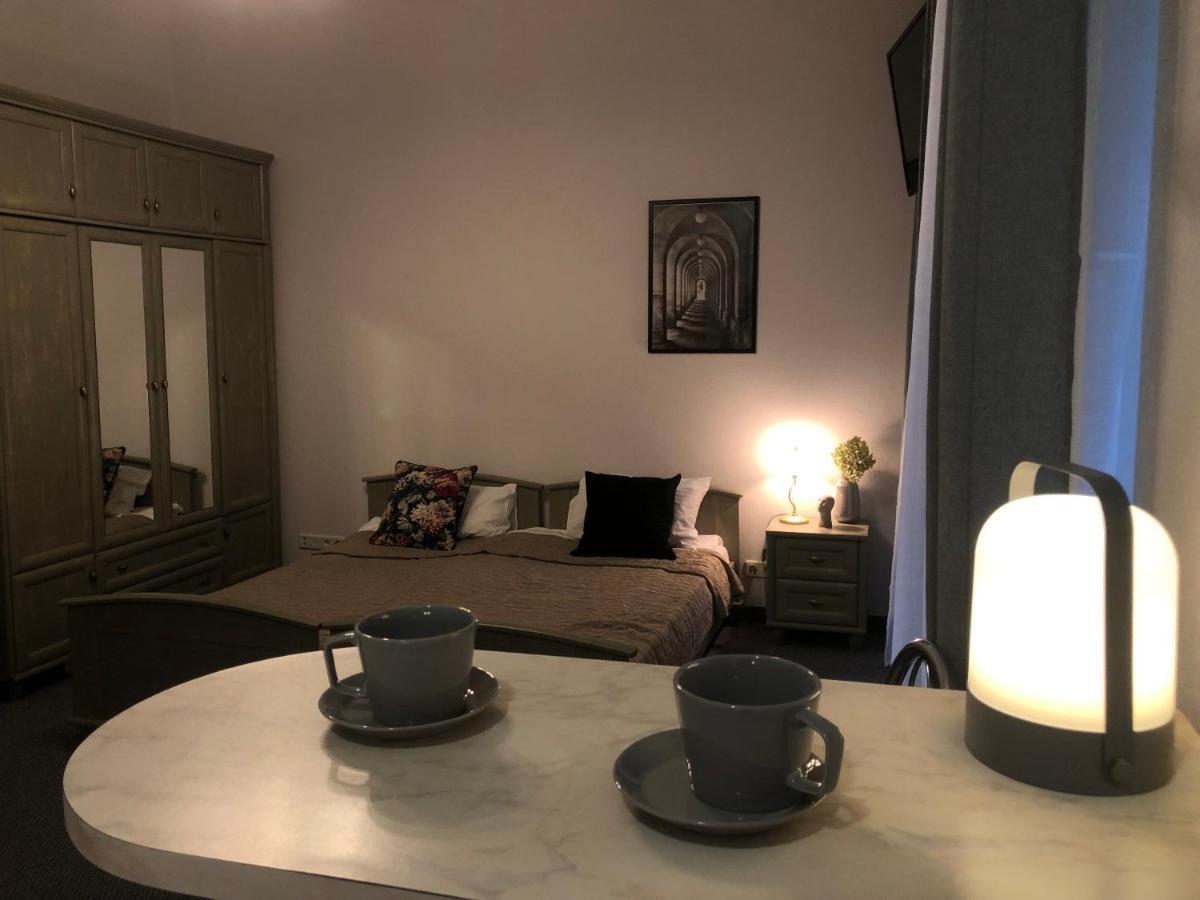 Studio Apartment,1159659780:JPEG