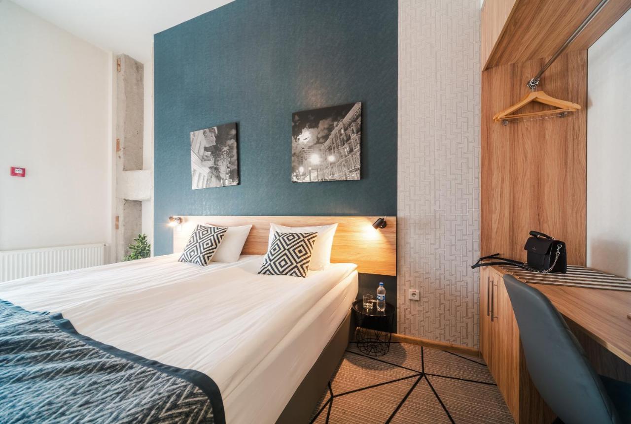 Double Room with Terrace