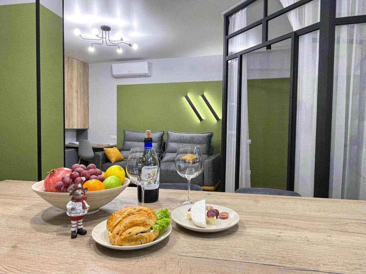 Deluxe Apartment