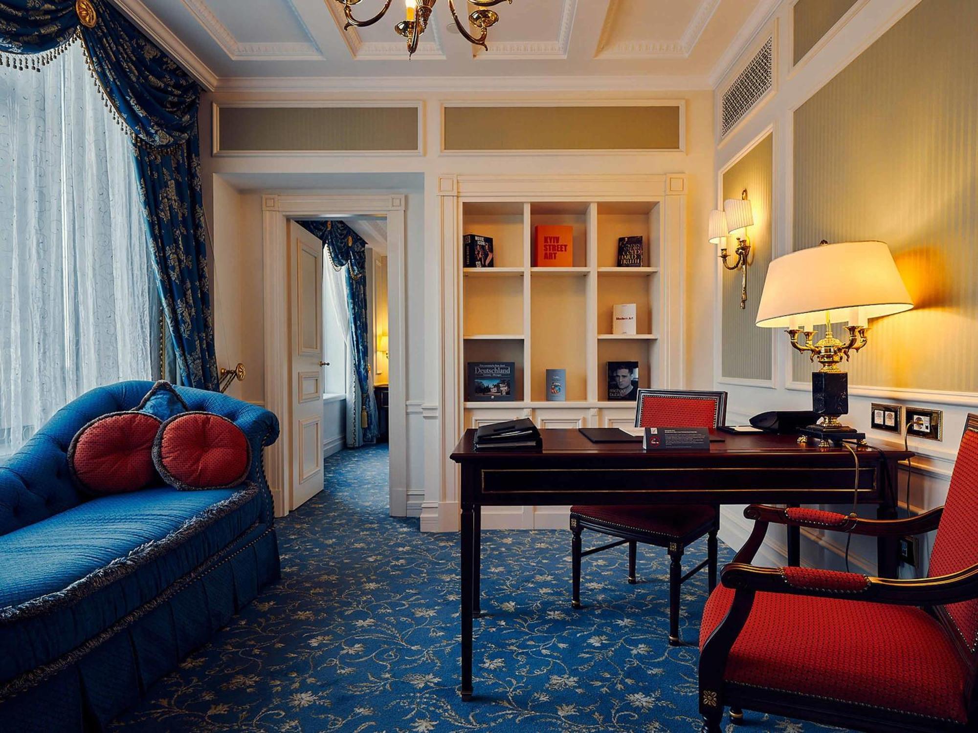 Fairmont Gold Suite,1770911092:JPEG