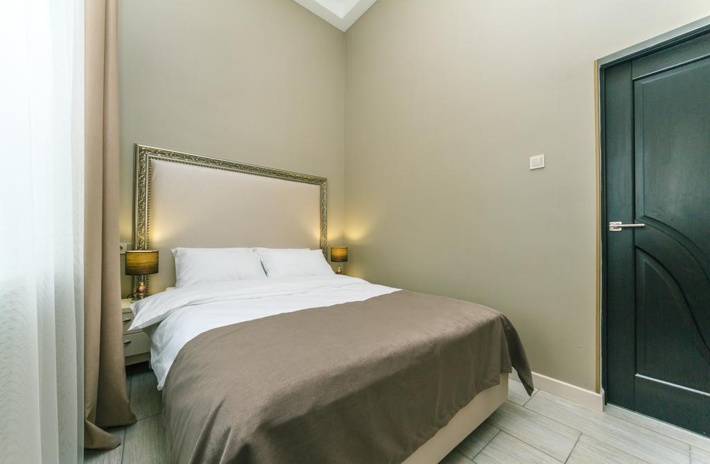 One-Bedroom Apartment,257112789:JPEG