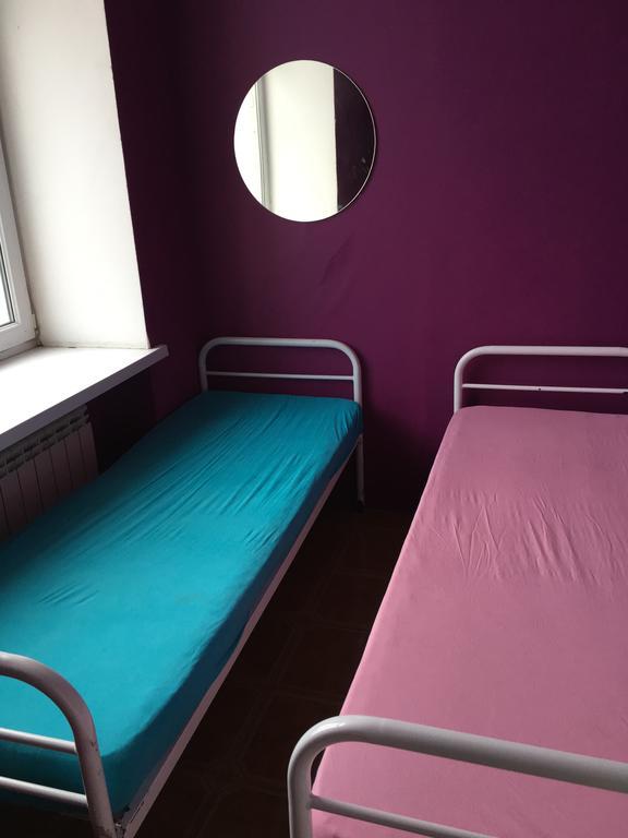 Tweepersoonskamer met 2 Aparte Bedden