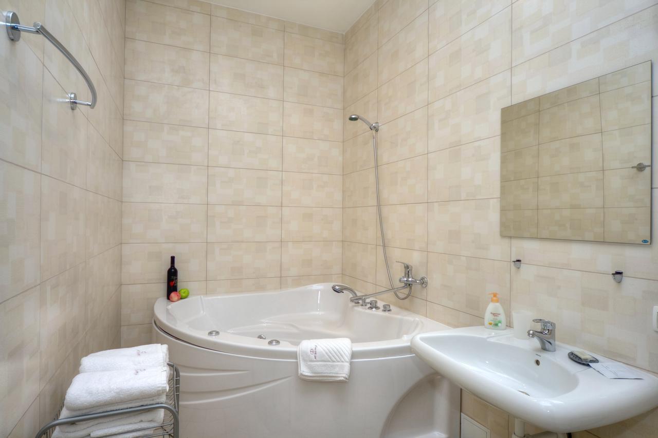 Studio Apartment,508882905:JPEG