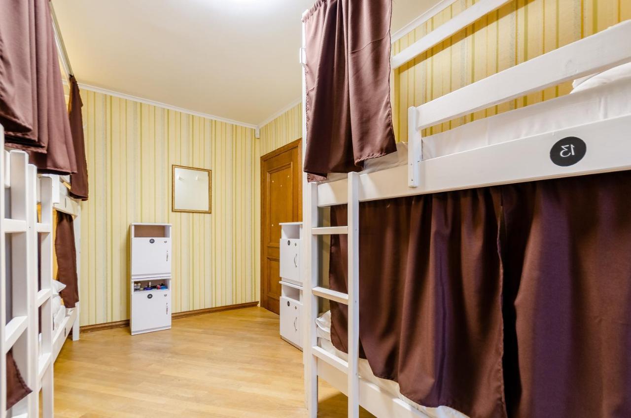 Bed 6-Bed Dormitory Room