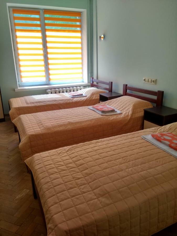 Economy Triple Room