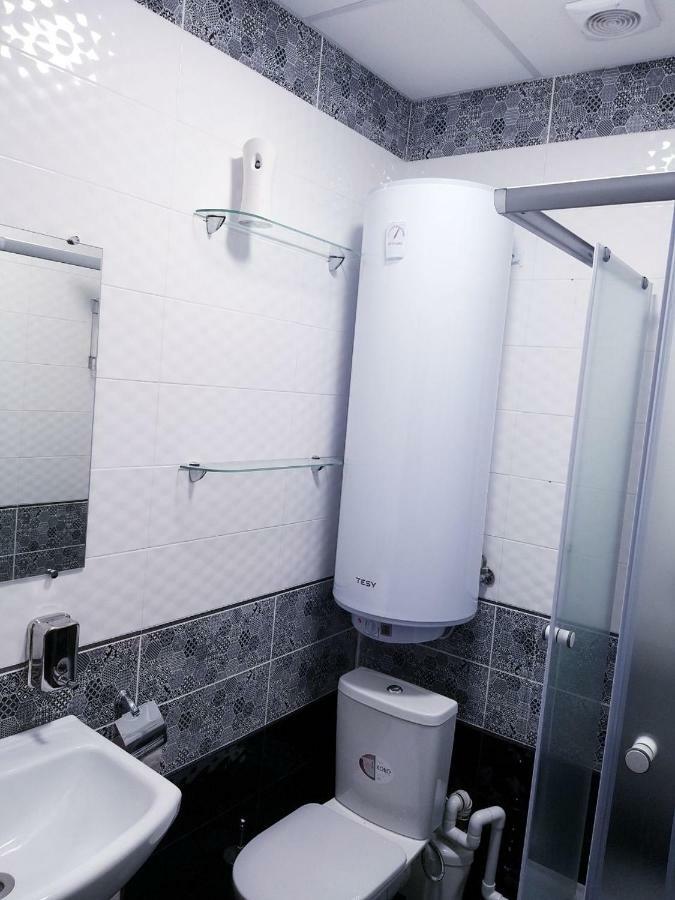 Cama Individual en habitación compartida masculina