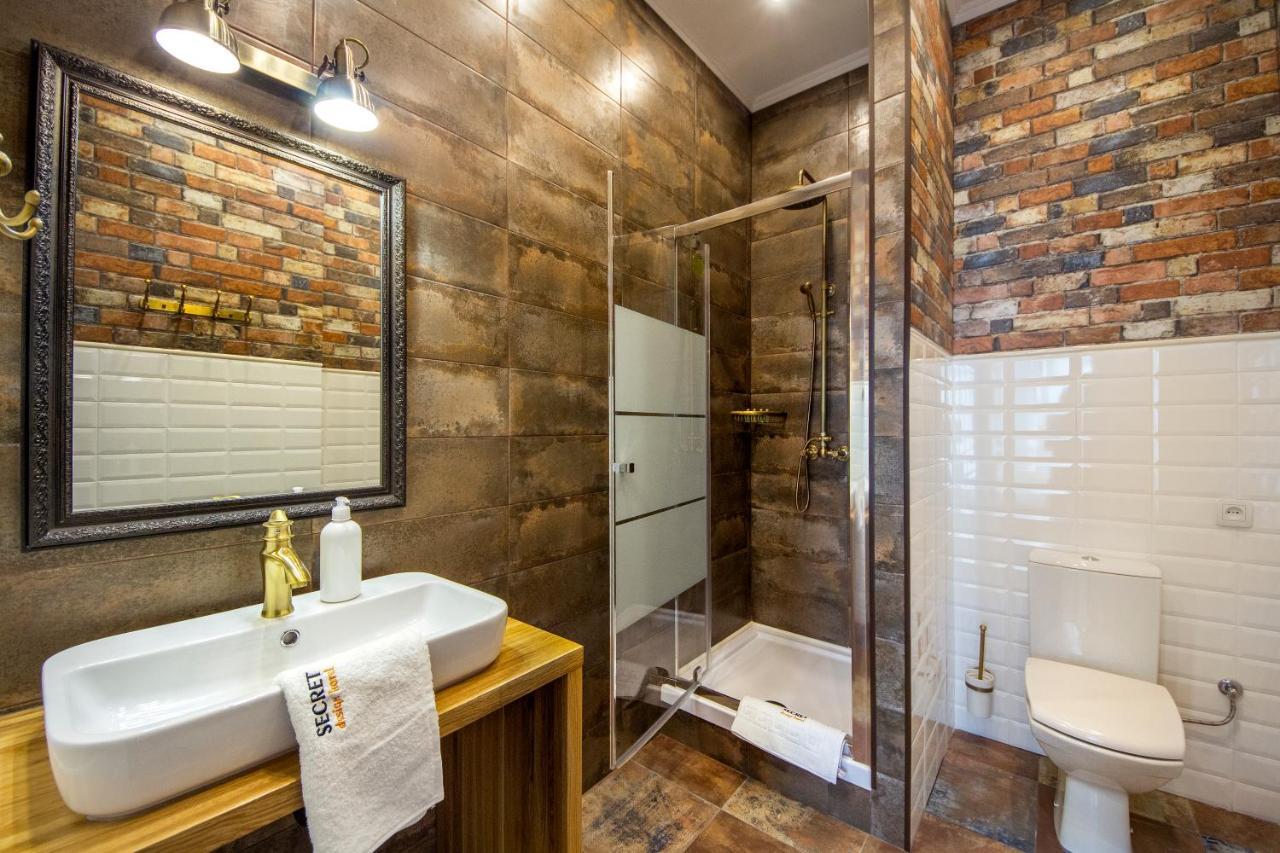 Loft Studio Apartment Mykhailivs'ka St 24V