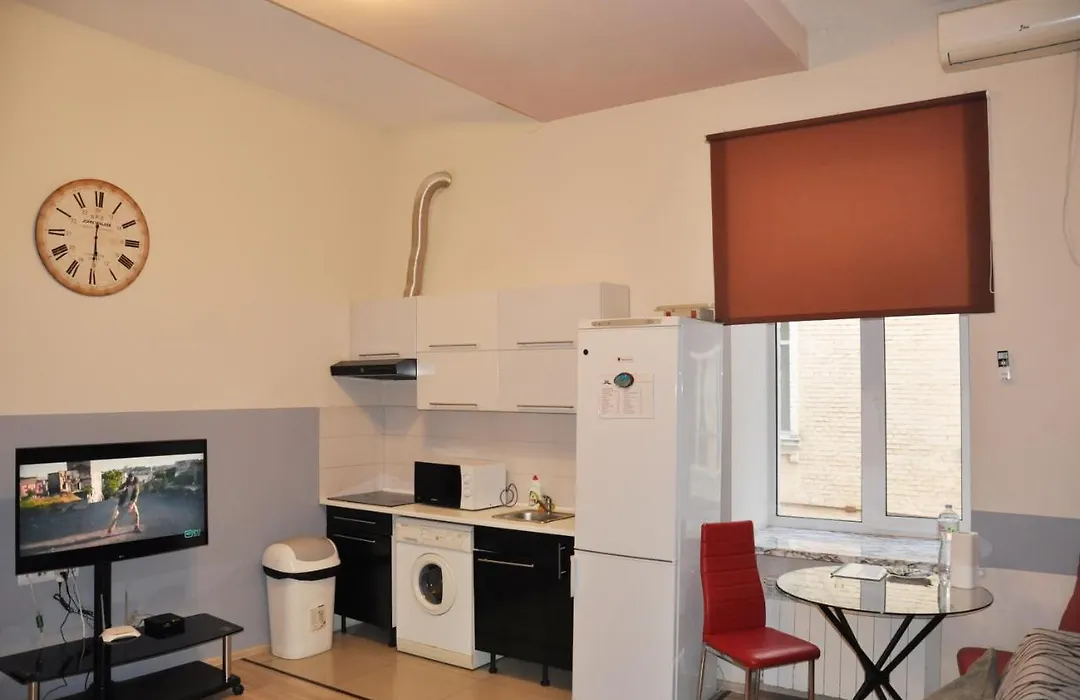 Apartment Near Olympic Stadium-1