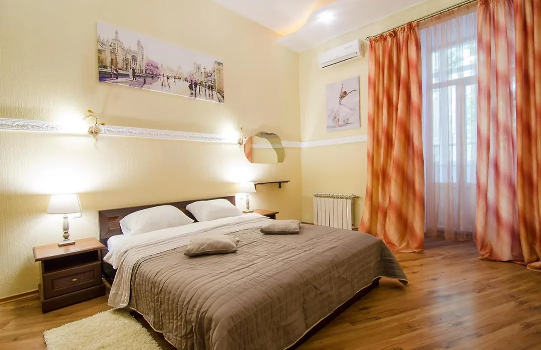 Apartment At Malaya Zhytomyrska 5-1