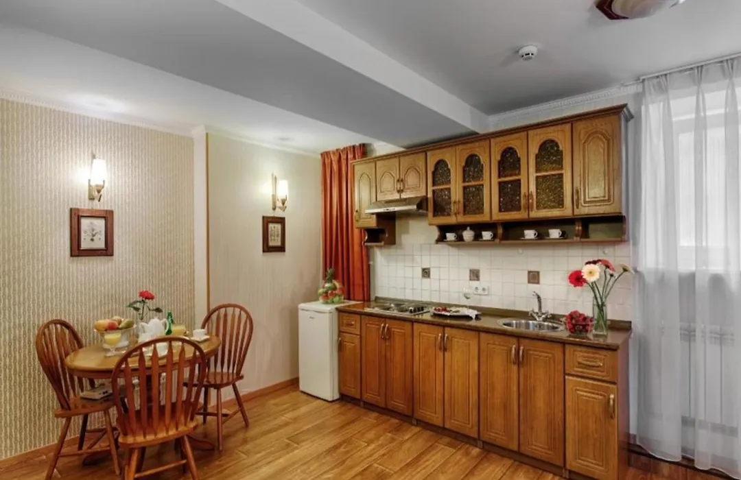 Khreschatyk Suites-1