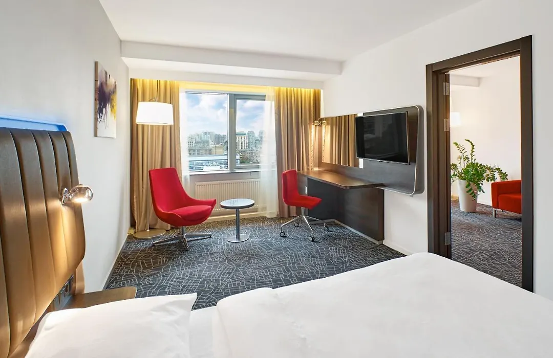 Park Inn By Radisson Kyiv Troyitska-1