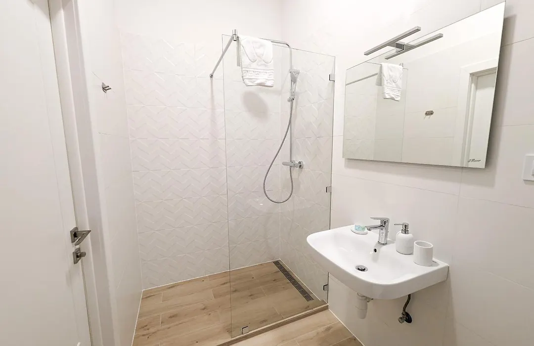 Kyiv Honchara Hotel-1