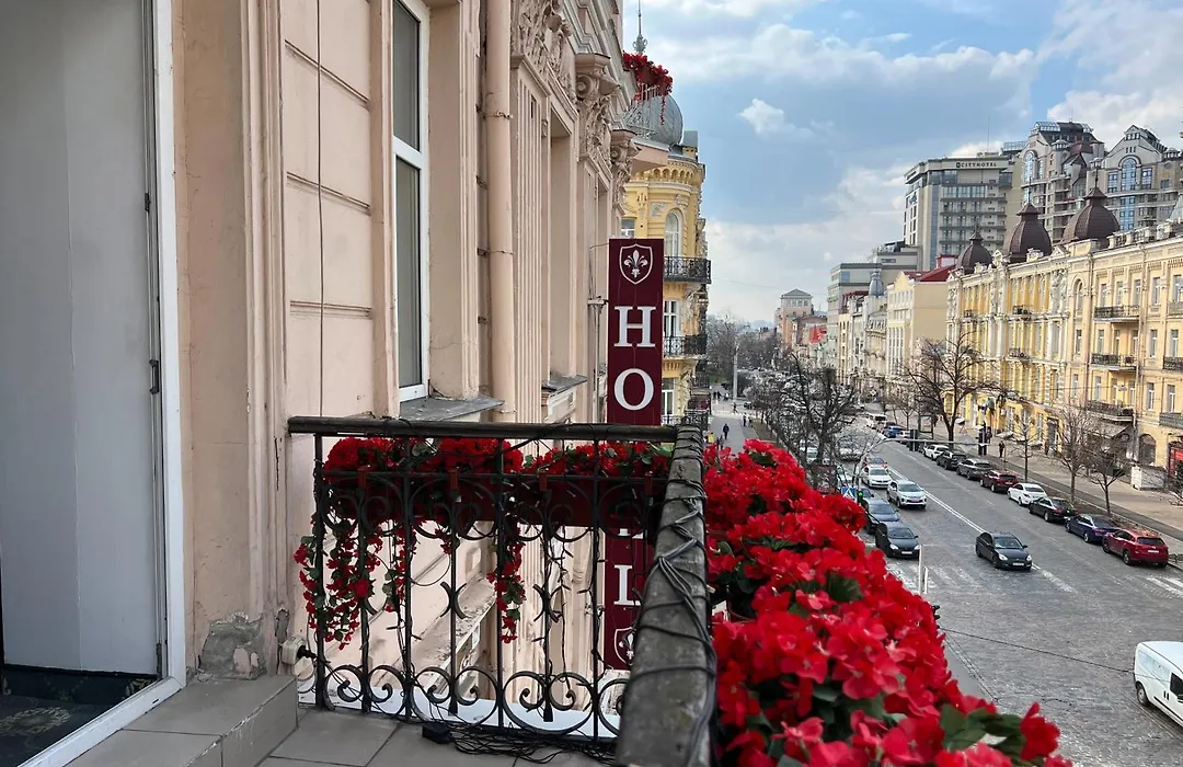 Royal Grand Hotel-1