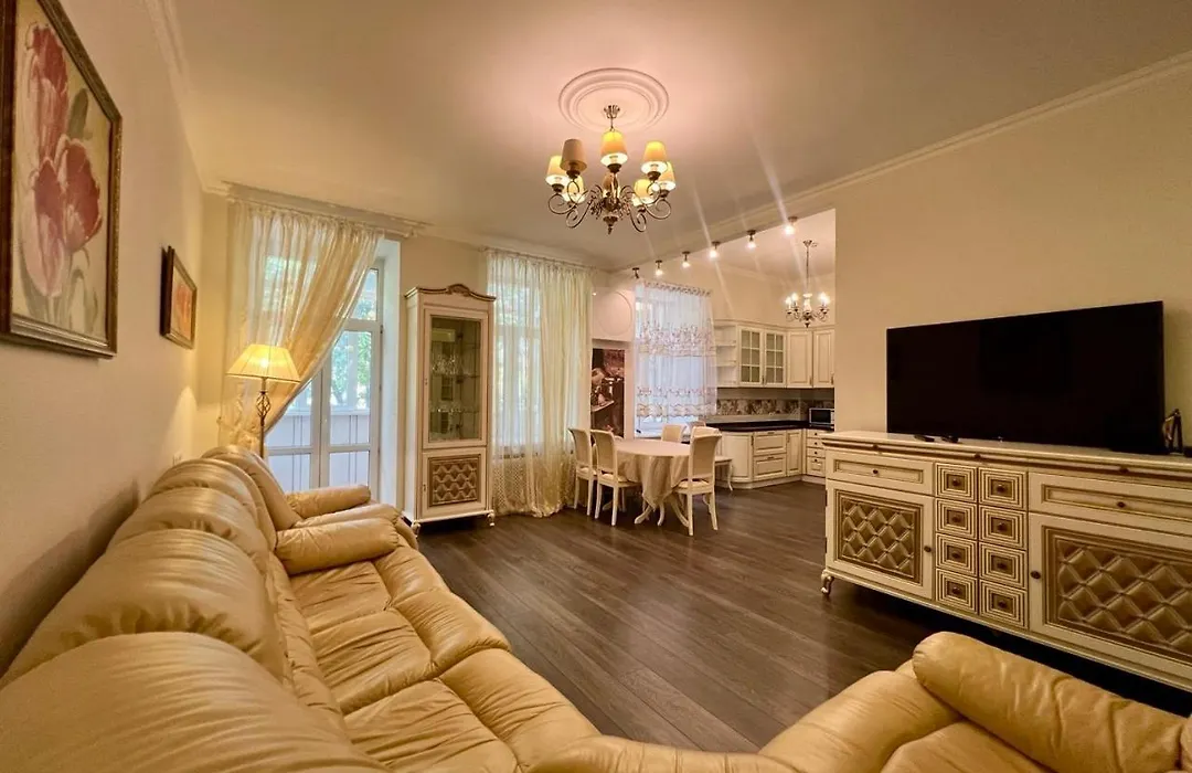 Apartment - Independence Square-1