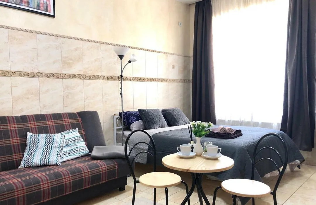 Modern Aparthotel Near Metro Pecherska-1