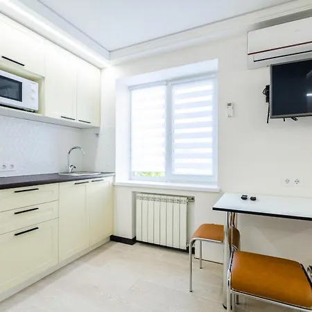 Artal Apartment On Obolonskyi Avenue 31-3
