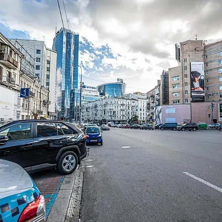 Kyiv Luxury Apartments - City Centre Near Maidan & Khreshchatyk-3
