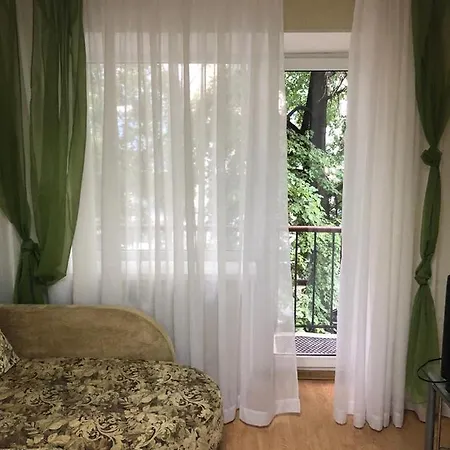 Kyiv Apartment In Pechersk On Oleksandra Kopylenko-3