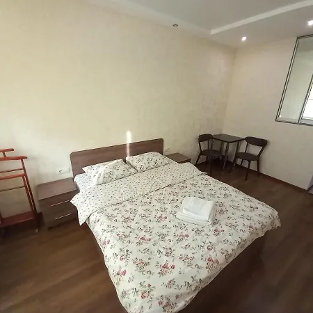 Smart Apartments Drahomanova 2А-2