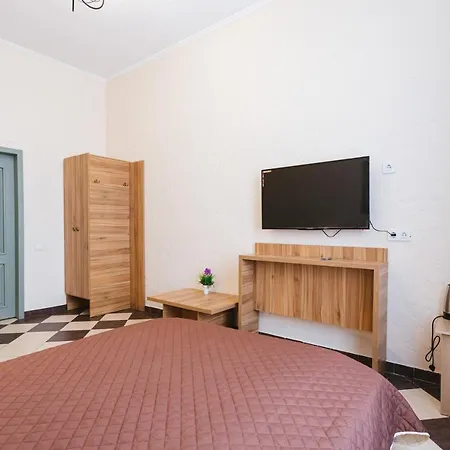 Mini Hotel Non-Stop-2