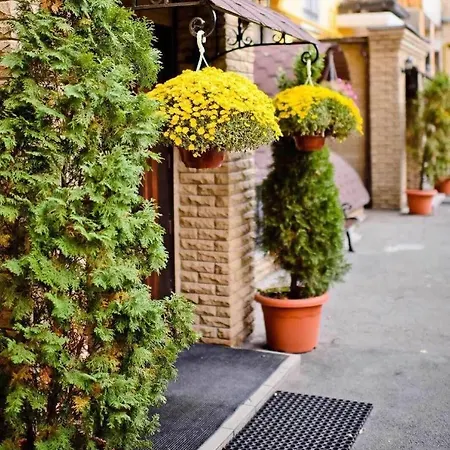 Khreschatyk Suites-3