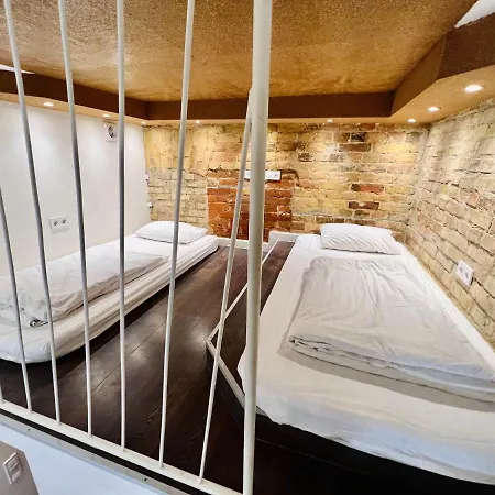 Kyiv Art Apartments Near Golden Gate-3