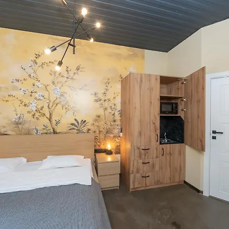 Apart Hotel On Zoloti Vorota-3