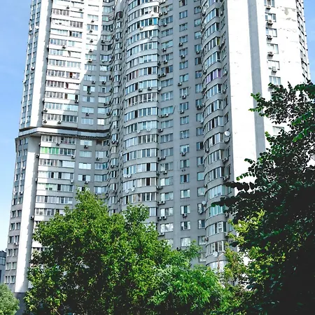 Apartment On Hryshka Street-2