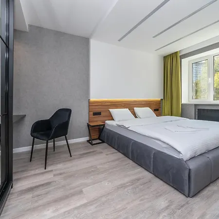 Luxrent Apartments On Lesi Ukrainki - Kiev-2