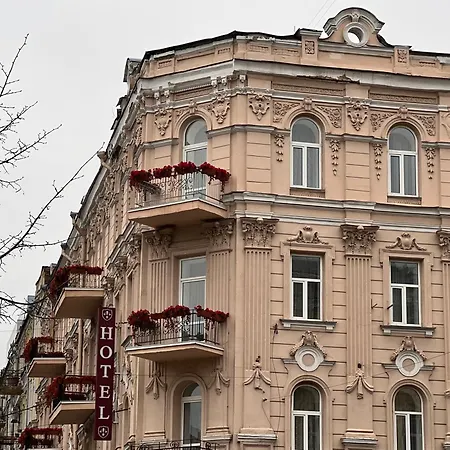 Royal Grand Hotel-3