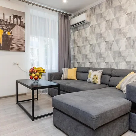 Ultra Lux 3 Rooms Apartment Near Arena City-2