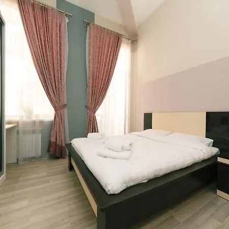 Apartment Near Olympic Stadium-2