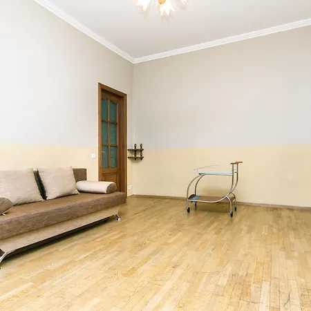 Apartment On Khreshchatyk-3