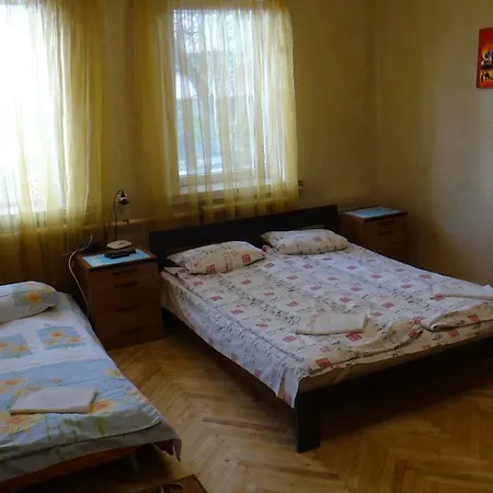 Apartment Near The Central Railway Station-2