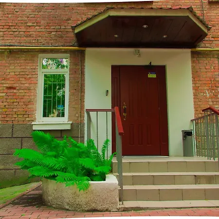 Globus Hostel-2