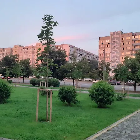 Двухкомнатная В Центре Троещины-2