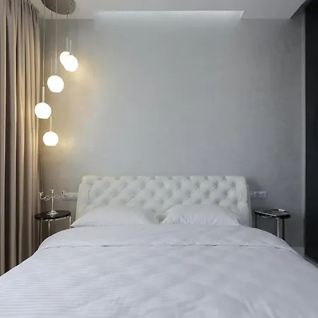White Tiger Apartment in Smart Plaza-3
