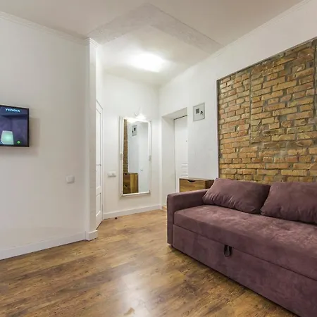 Kyiv Quiet Loft-2